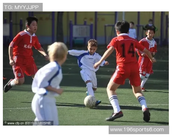 俄罗斯足球流氓的历史与文化影响探讨及其对国际赛事的影响分析 俄罗斯足球流氓的历史与文化影响探讨及其对国际赛事的影响分析