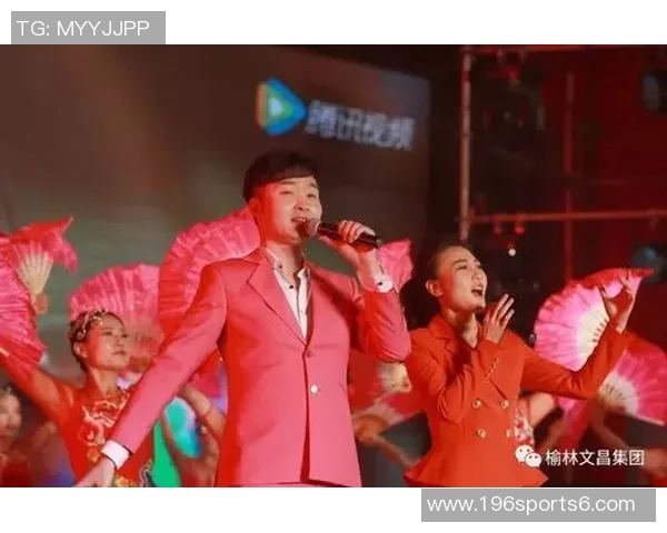 明星足球赛盛况空前球场上星光璀璨激情四溢引发万众瞩目 明星足球赛盛况空前球场上星光璀璨激情四溢引发万众瞩目