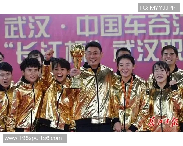 女超联赛精彩对决武汉队迎战上海队争夺冠军荣耀 女超联赛精彩对决武汉队迎战上海队争夺冠军荣耀