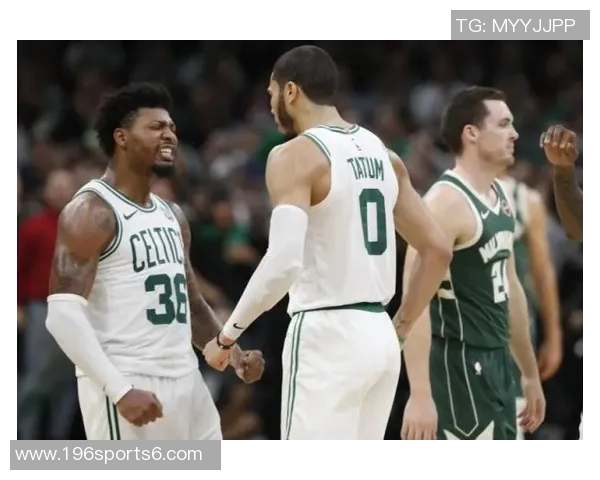 猛龙与奇才激战正酣球场争锋谁能笑到最后 猛龙与奇才激战正酣球场争锋谁能笑到最后